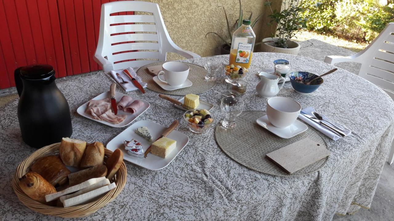 Bed and Breakfast La demeure d'Hélice Langlade Esterno foto